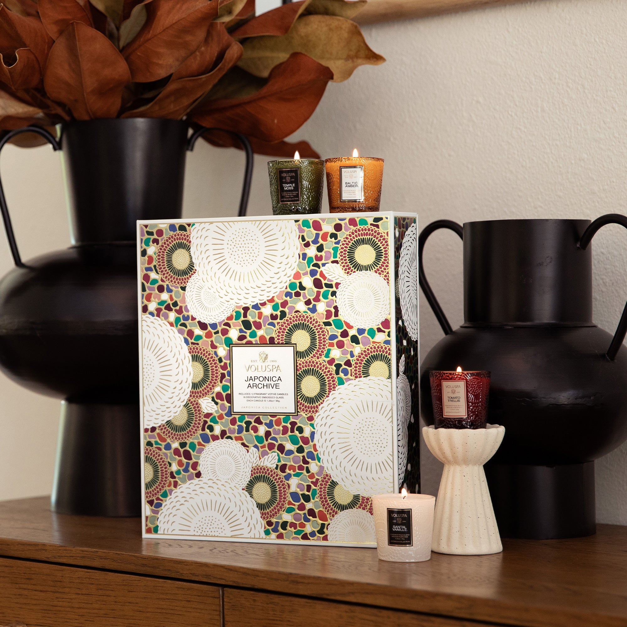 Japonica Archive | 12 Votive Gift Set | VOLUSPA