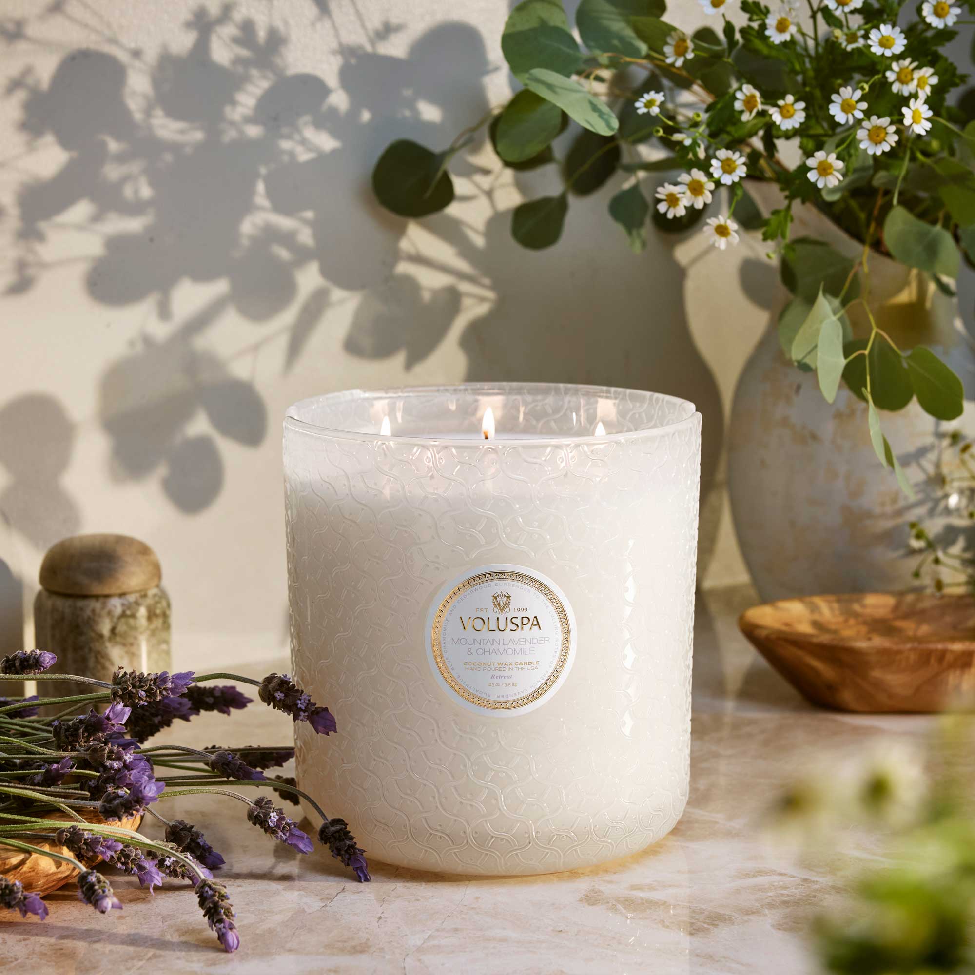 Mountain Lavender & Chamomile | 5 Wick Hearth Candle | VOLUSPA