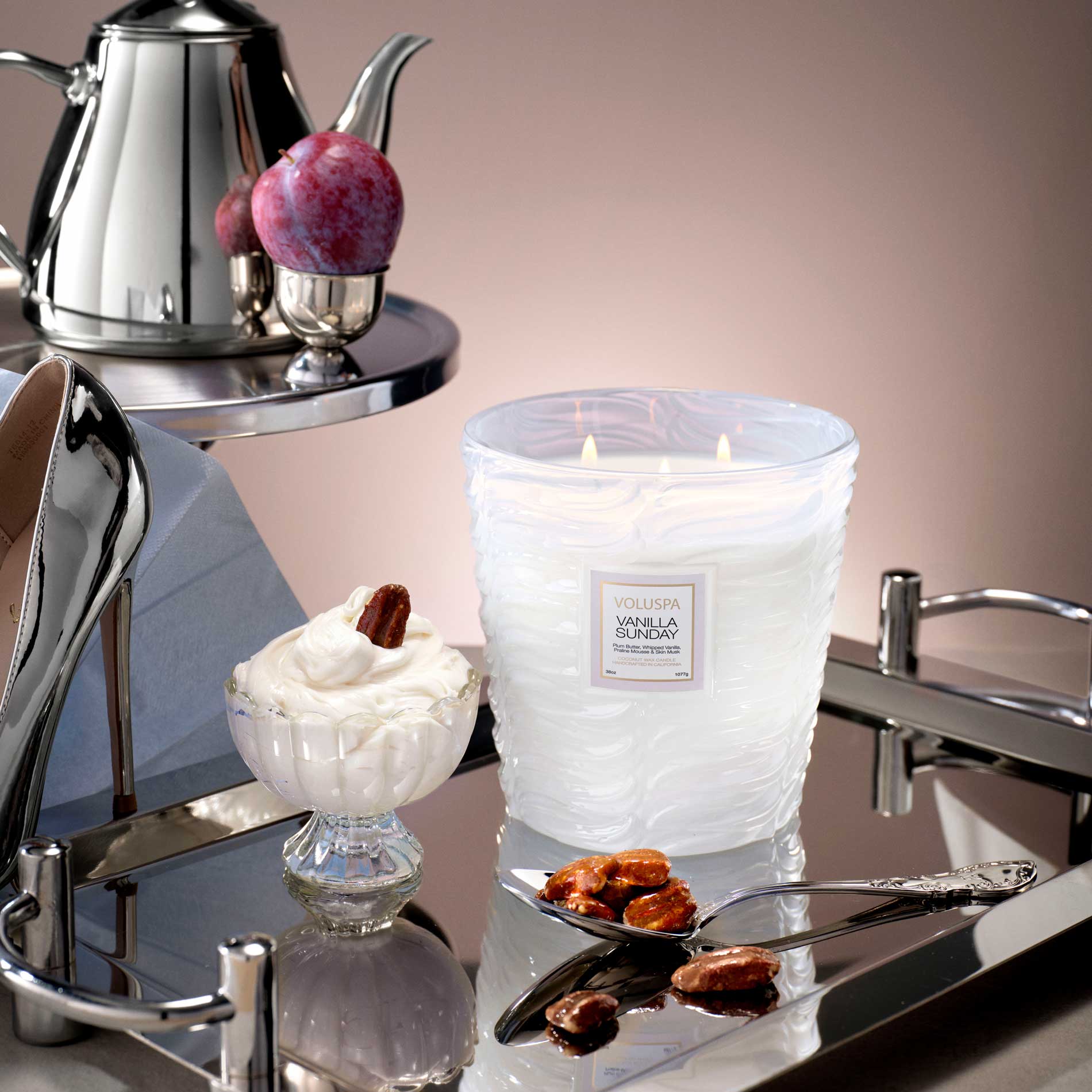 Vanilla Sunday | 3 Wick Hearth Candle | VOLUSPA
