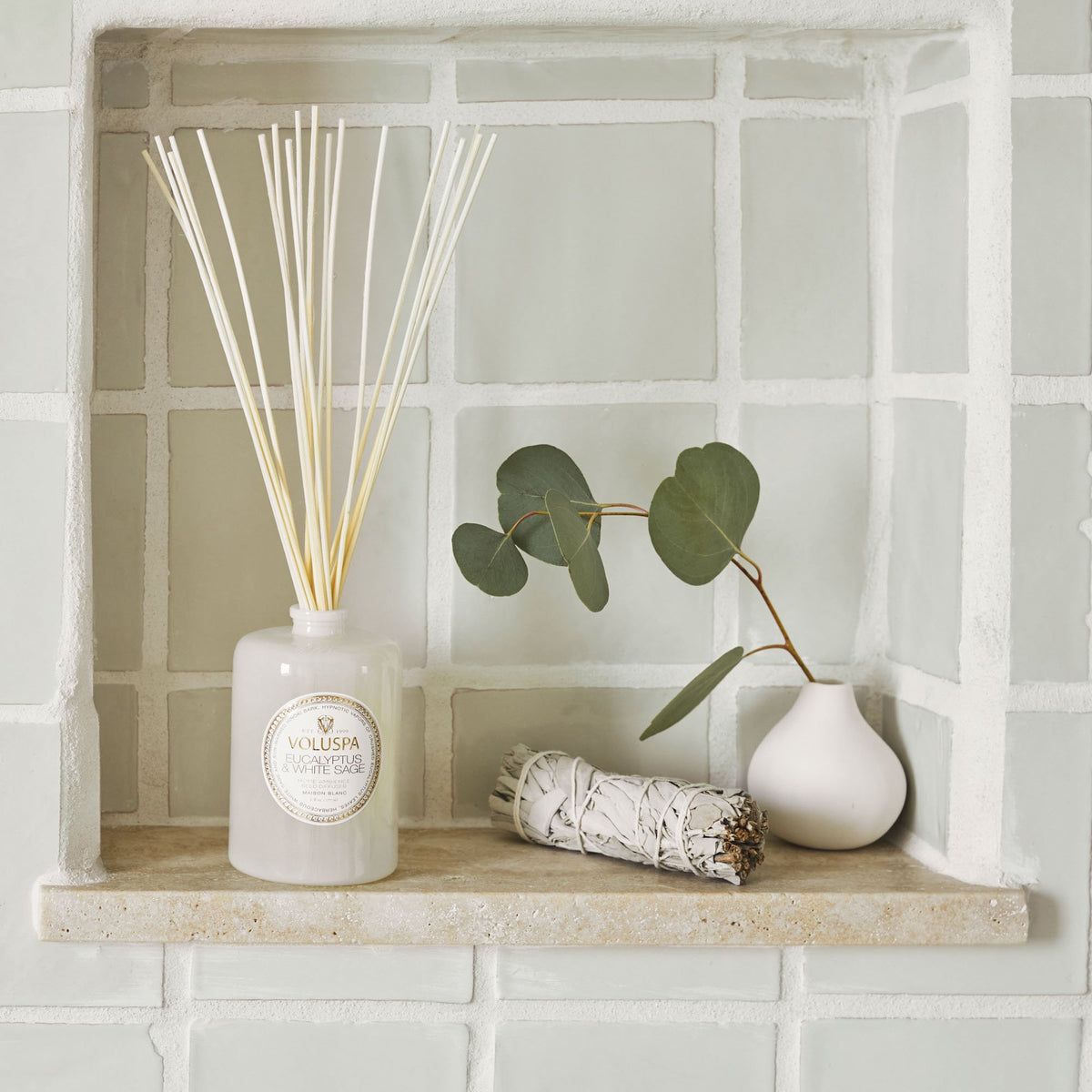 Saje Reed Diffuser Eucalyptus & White Sage | Reed Diffuser | VOLUSPA