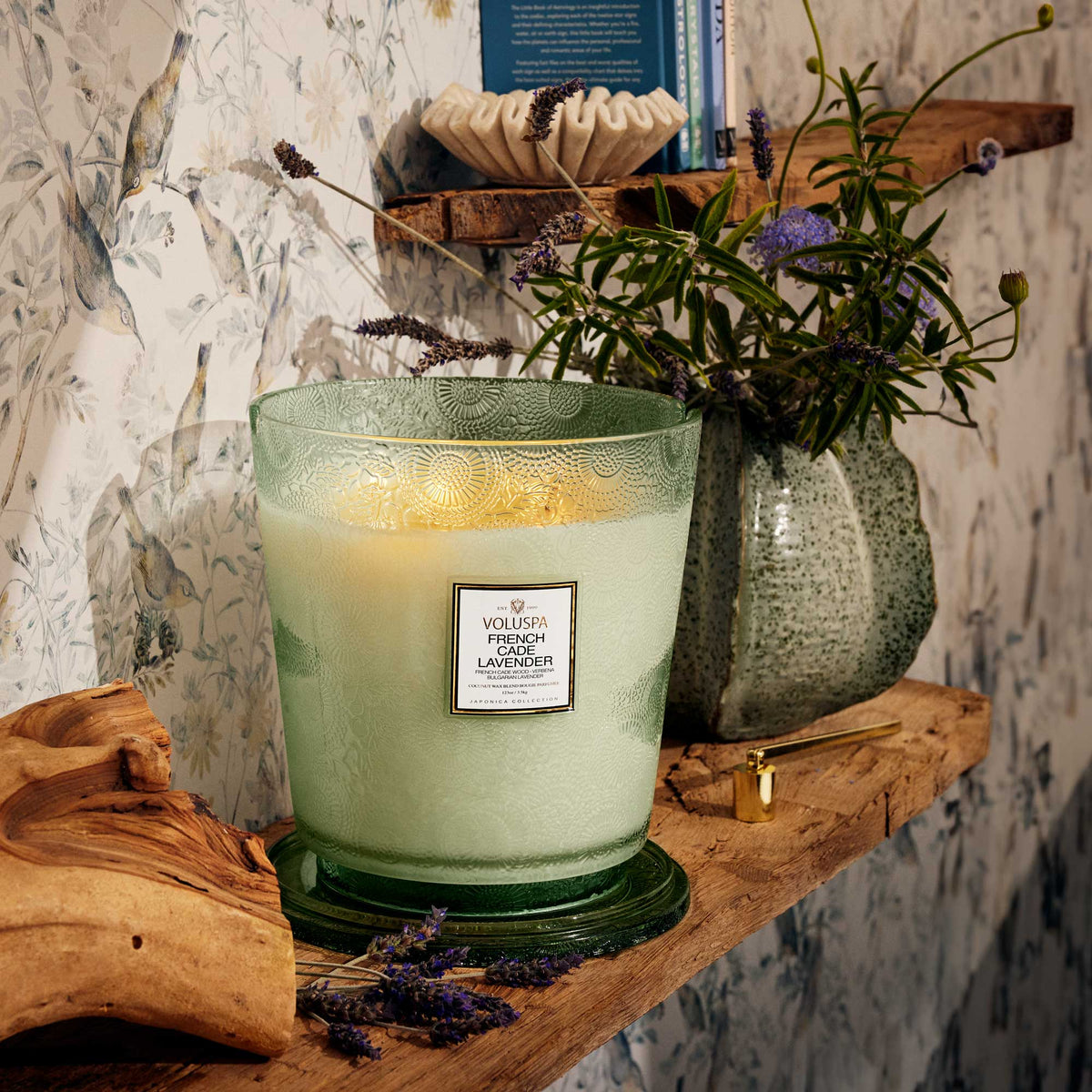 French Cade Lavender | 5 Wick Hearth Candle | VOLUSPA